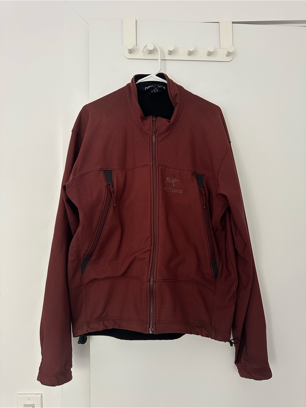Arc'teryx Men's Deep Red Performance Softshell Jacket